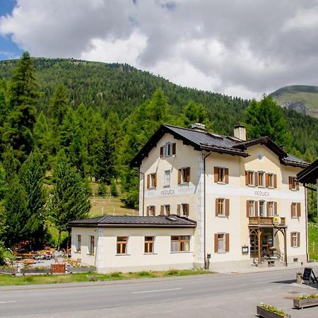 Hotel Veduta Cinuos-Chel Buitenkant foto